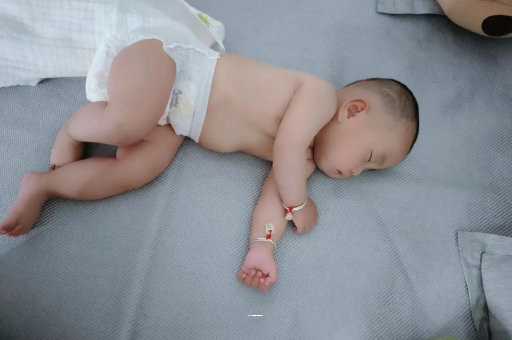 红河为什么孕妇脚长湿疹